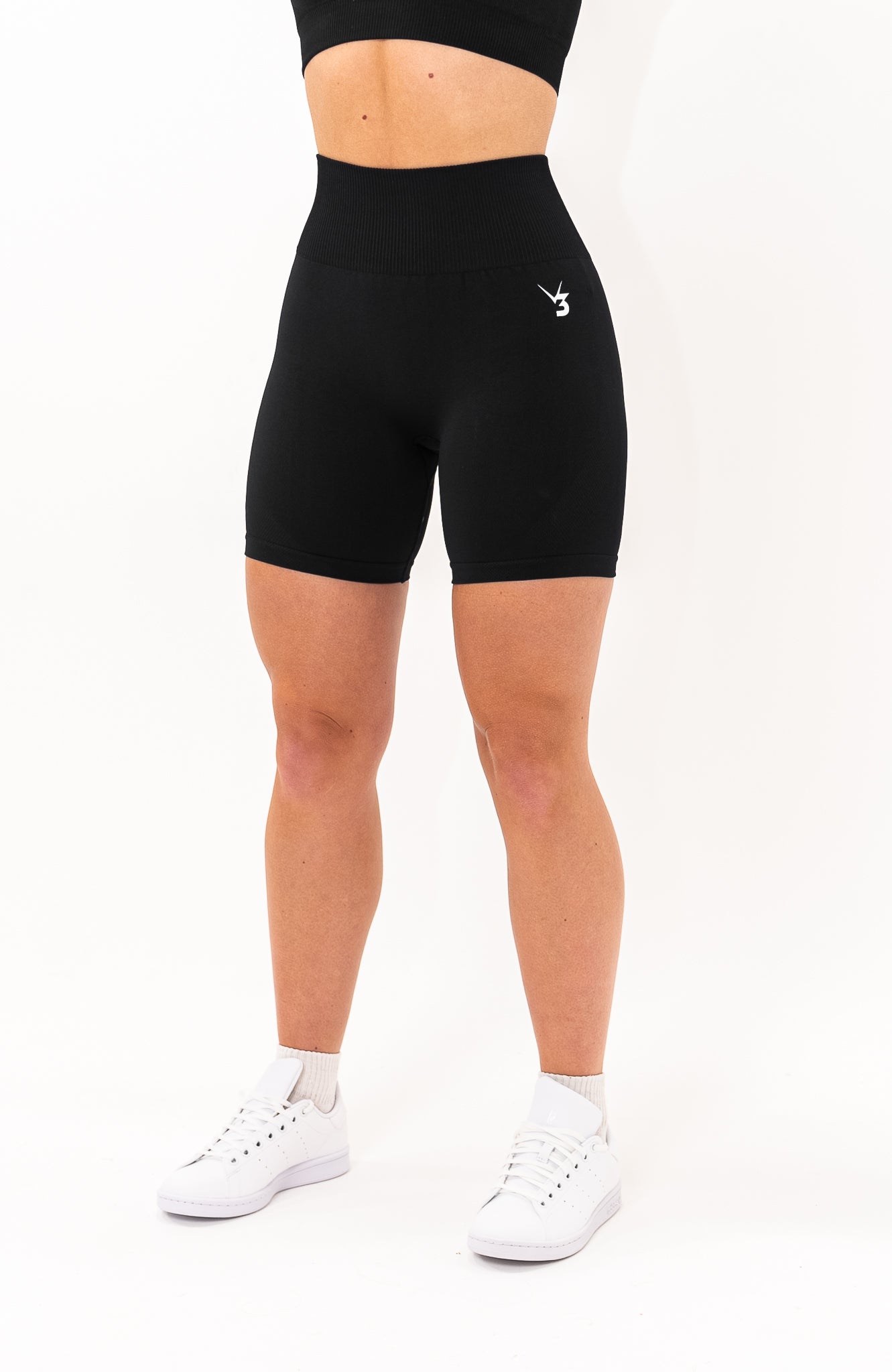 V3 Apparel Women's seamless Limitless high waisted cycle shorts in black – Squat proof 5 inch inseam leg bum enhancing shorts for Gym workouts training, Running, yoga, bodybuilding and bikini fitness.