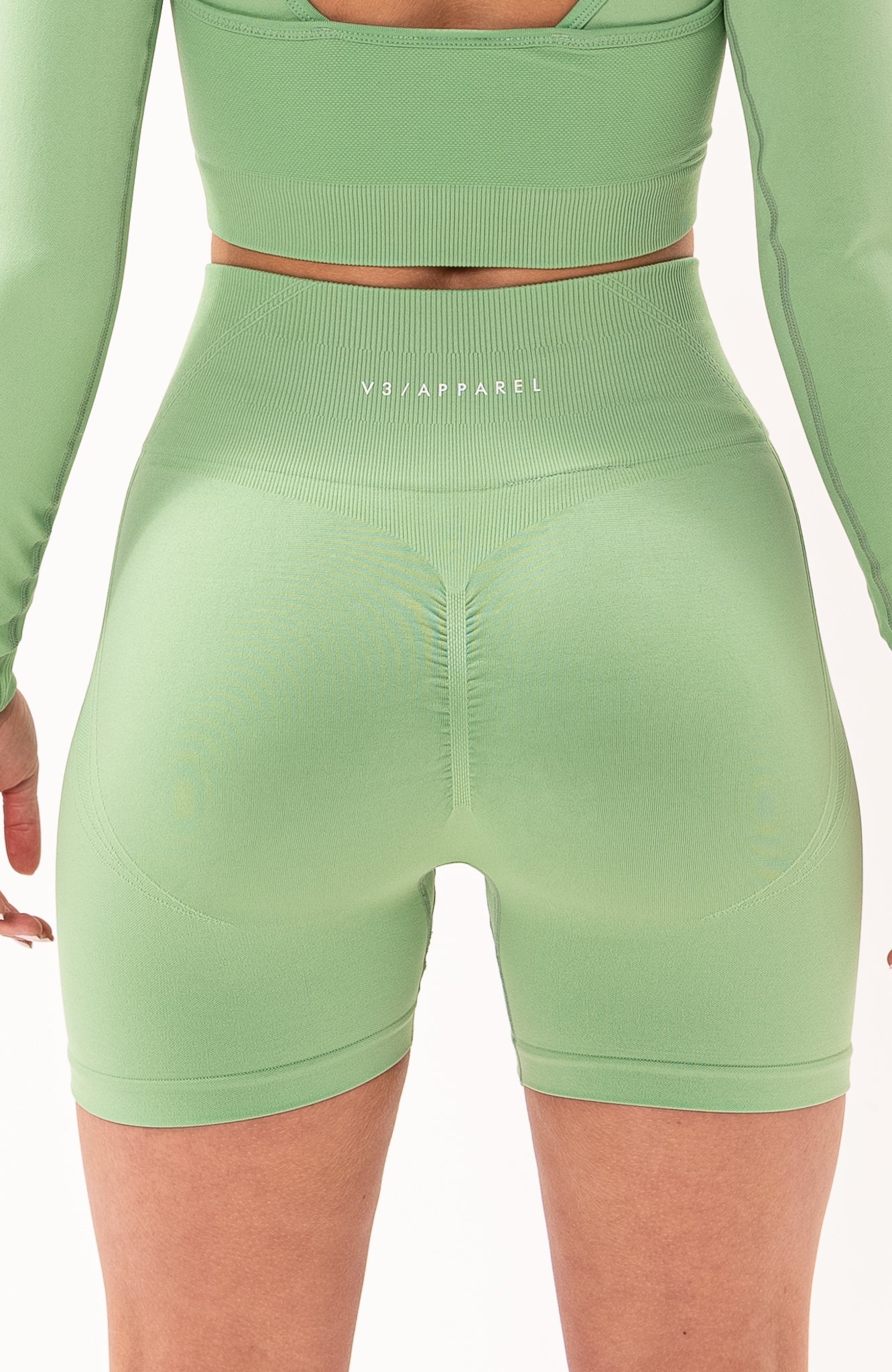 V3 Apparel Women's Tempo seamless scrunch bum shaping high waisted cycle shorts in mint green – Squat proof 5 inch leg gym shorts for workouts training, Running, yoga, bodybuilding and bikini fitness.